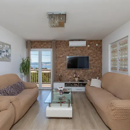 With Parking Space Stanici, Omis - 11421 Apartment