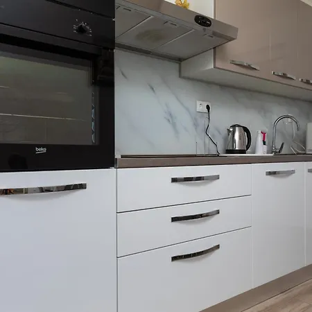 With Parking Space Stanici, Omis - 11421 Apartment *