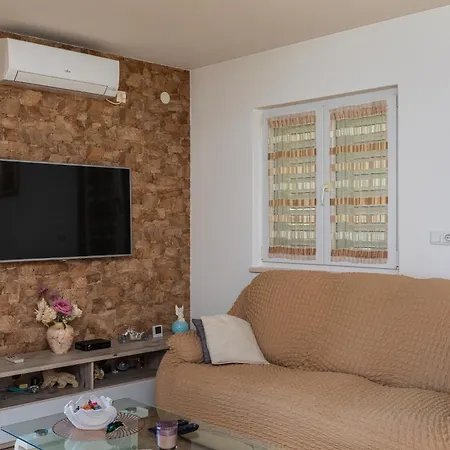 With Parking Space Stanici, Omis - 11421 Apartment